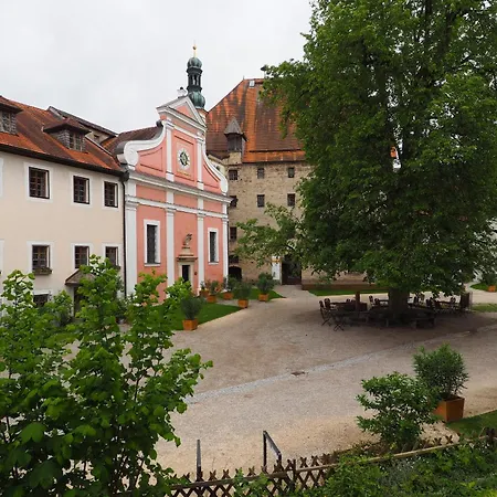 Burgvier In Der Burg Tittmoning